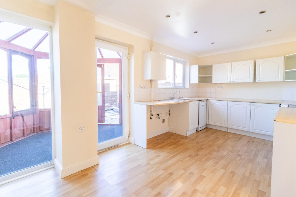 House in Salisbury - View 5