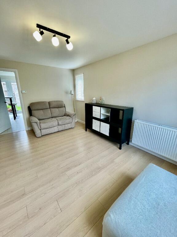 17 Burnside Walk, Dyce, Aberdeen, AB21 7HD