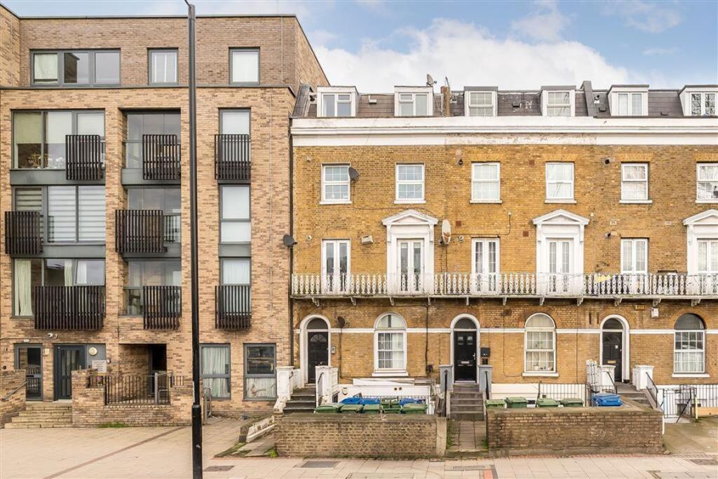 Main image of property: Old Kent Road, Bermondsey