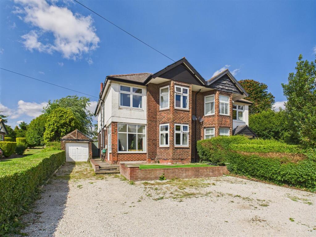 Main image of property: Ferriby High Road, North Ferriby