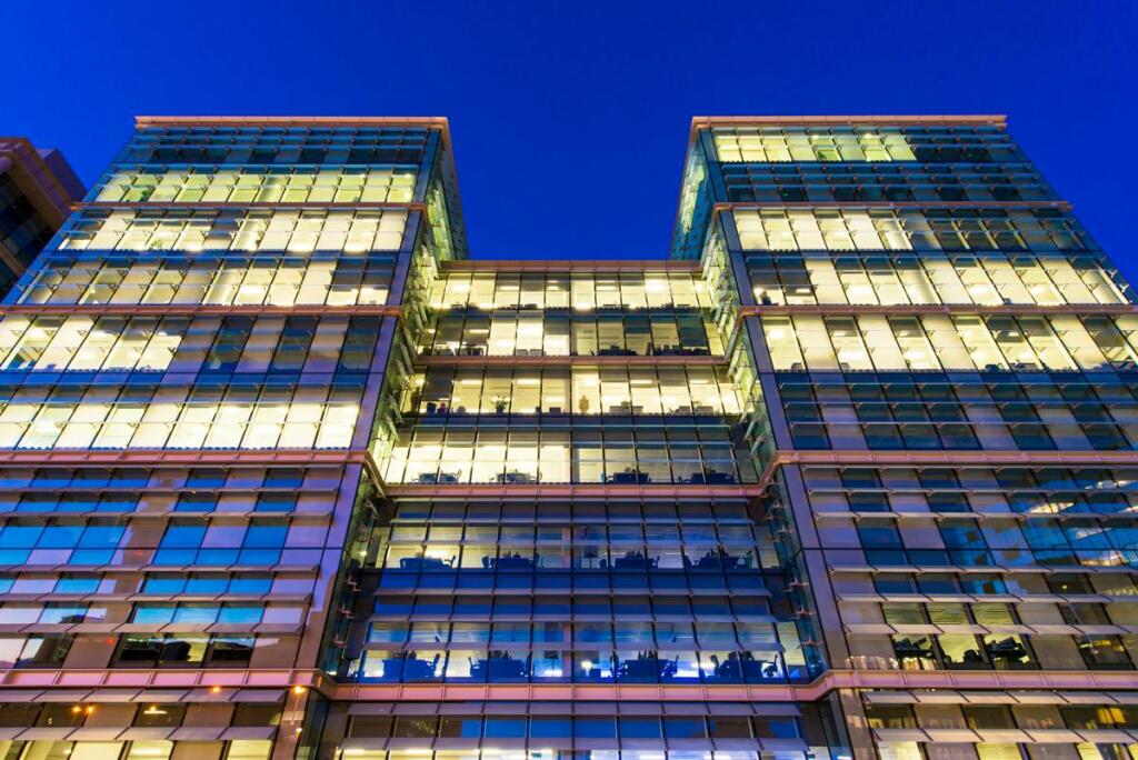 2 One Snowhill Birmingham Fascade.jpg