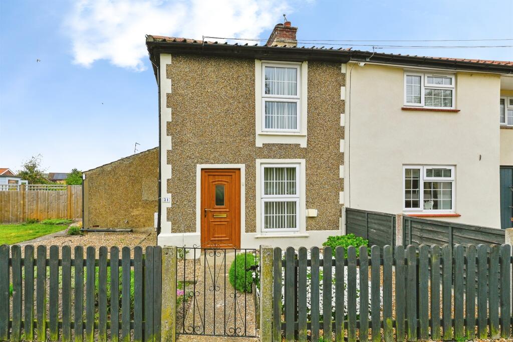 2-bed semi-detached on Field Lane, Gaywood, King's Lynn, £150,000