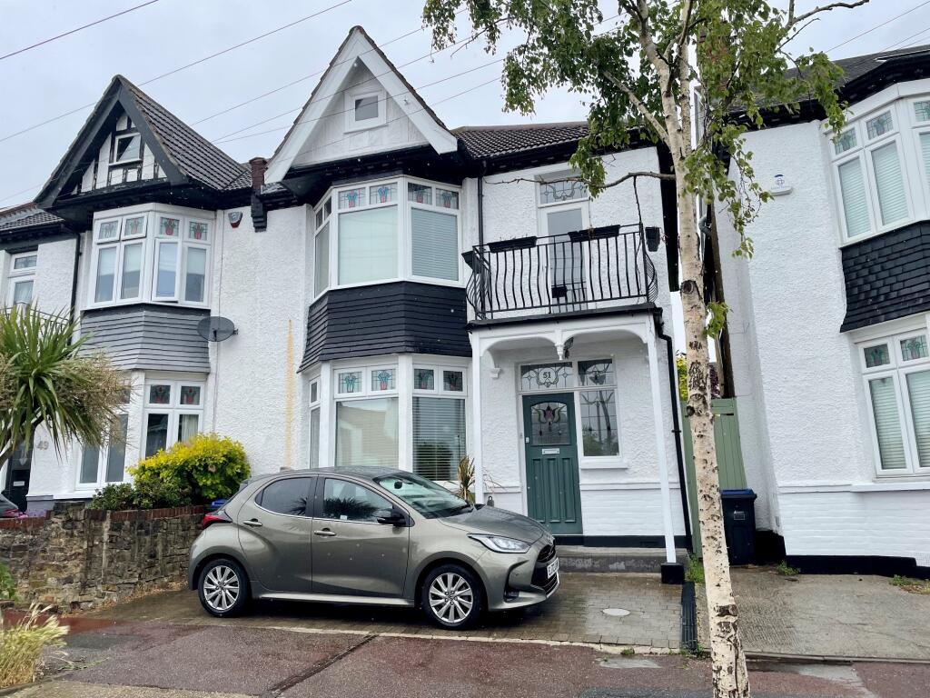 Main image of property: Hillside Crescent, Leigh-on-sea, Essex