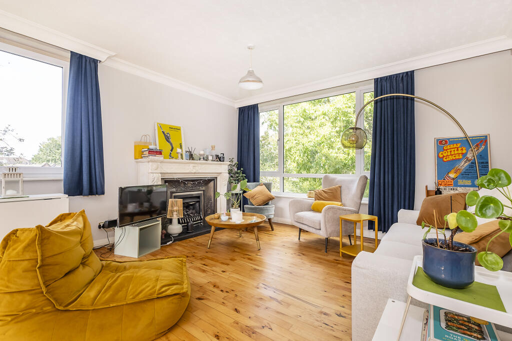 Apartment in London - View 4