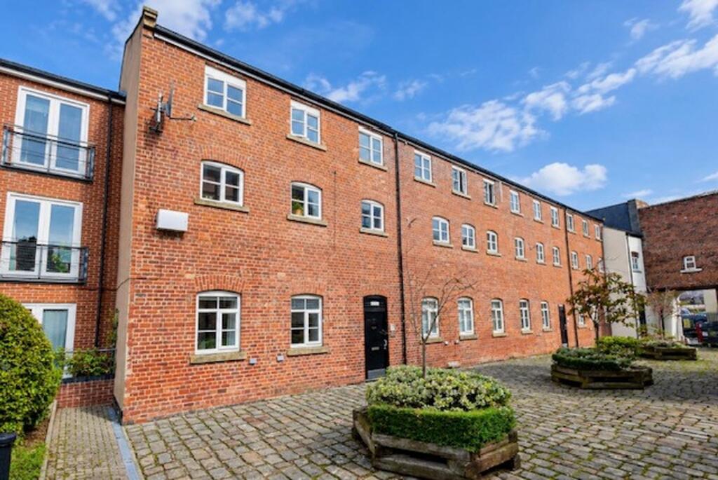 Main image of property: Bedford Street, Borough Mews, S6