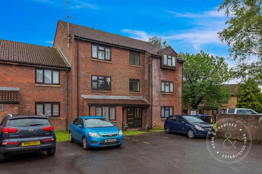 Main image of property: Oxwich Close, Fairwater, Cardiff
