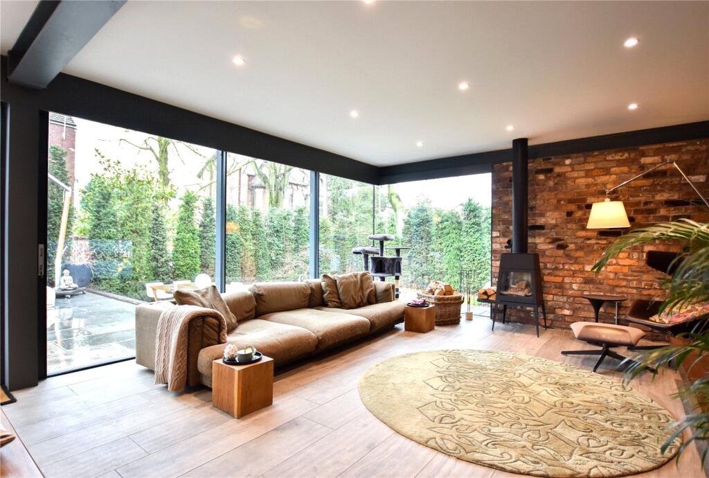 Queenston Road, West Didsbury, M20 photo 3