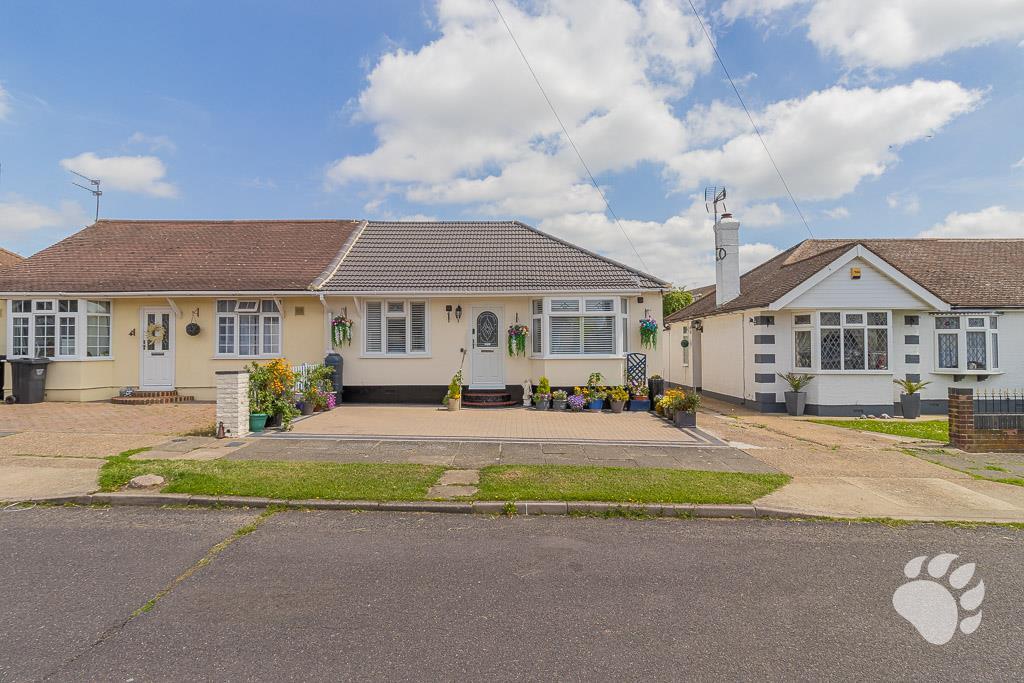 Main image of property: Avondale Road, Vange, SS16