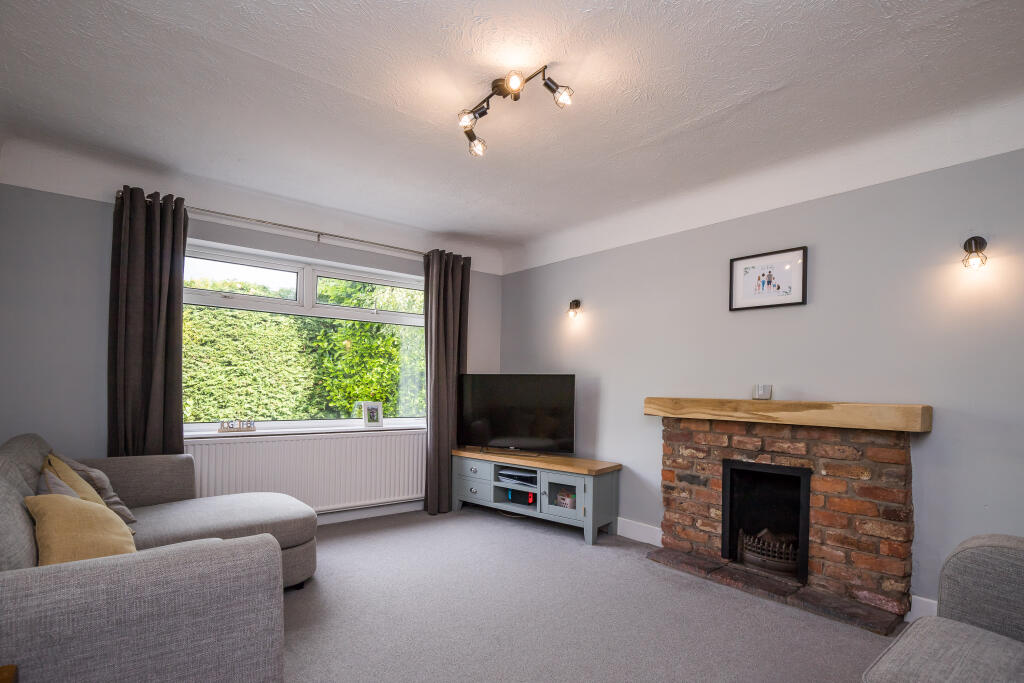 House in Hawarden - View 4