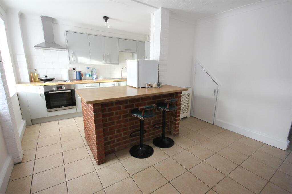 House in Northampton - View 3