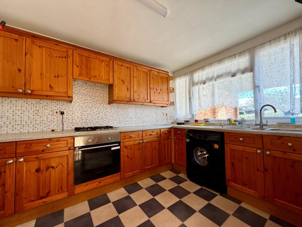 House in Southampton - View 4