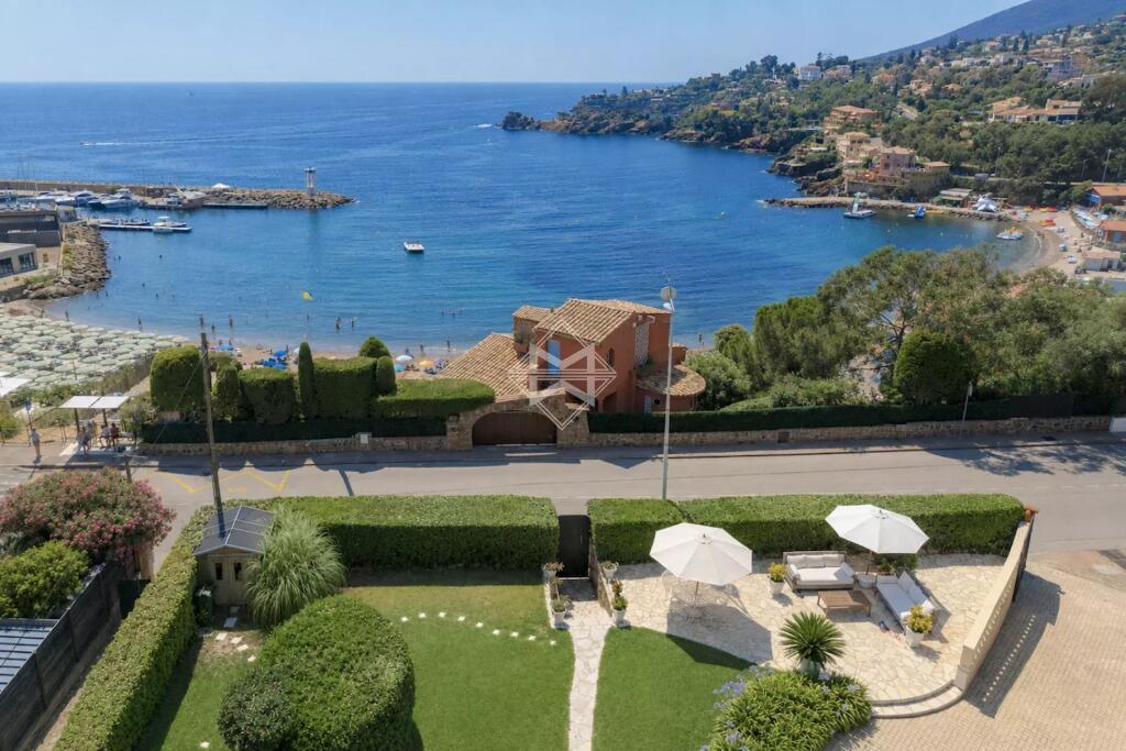 Main image of property: France
