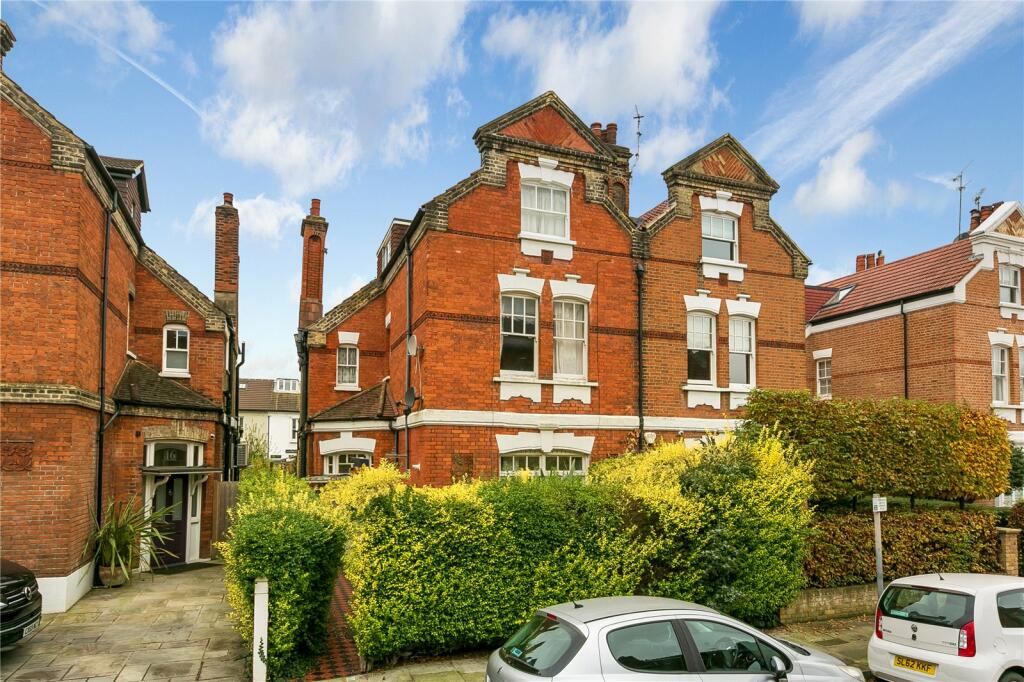 Main image of property: Sheen Park, Richmond, TW9