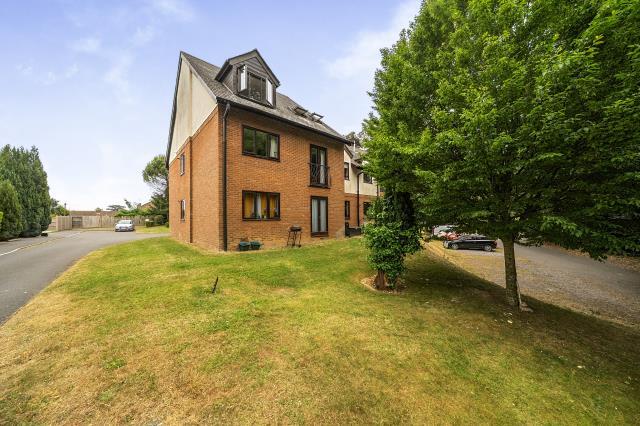 Apartment in Speen - View 4