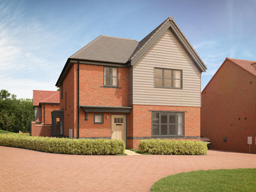 4-bed detached on Brunswick Road,
Camberley,
GU16 6QF, £690,000