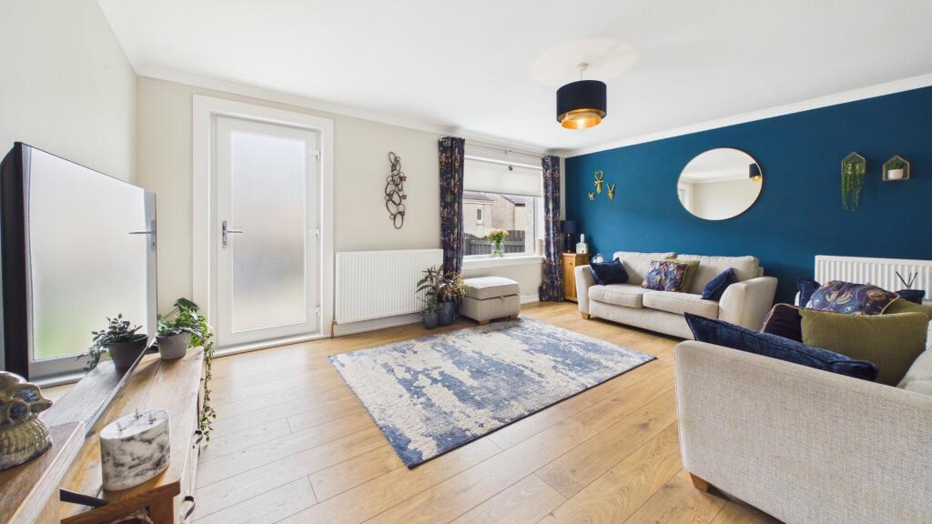 House in Erskine, Renfrewshire - View 3