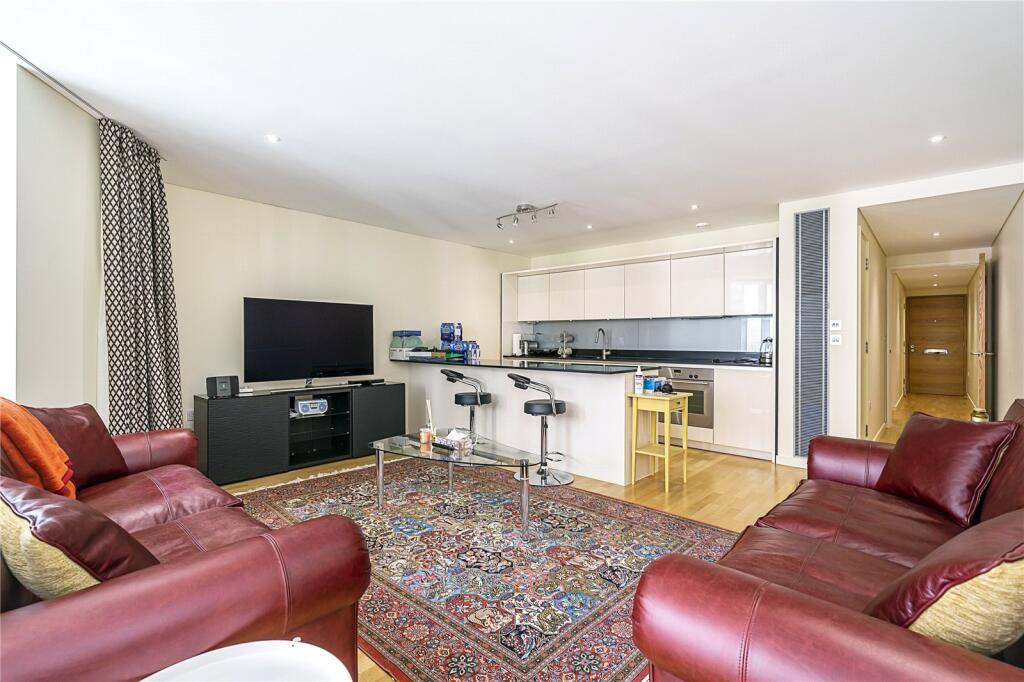 Apartment in London - View 5