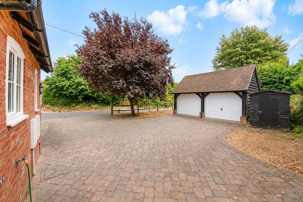 House in Reading - View 4