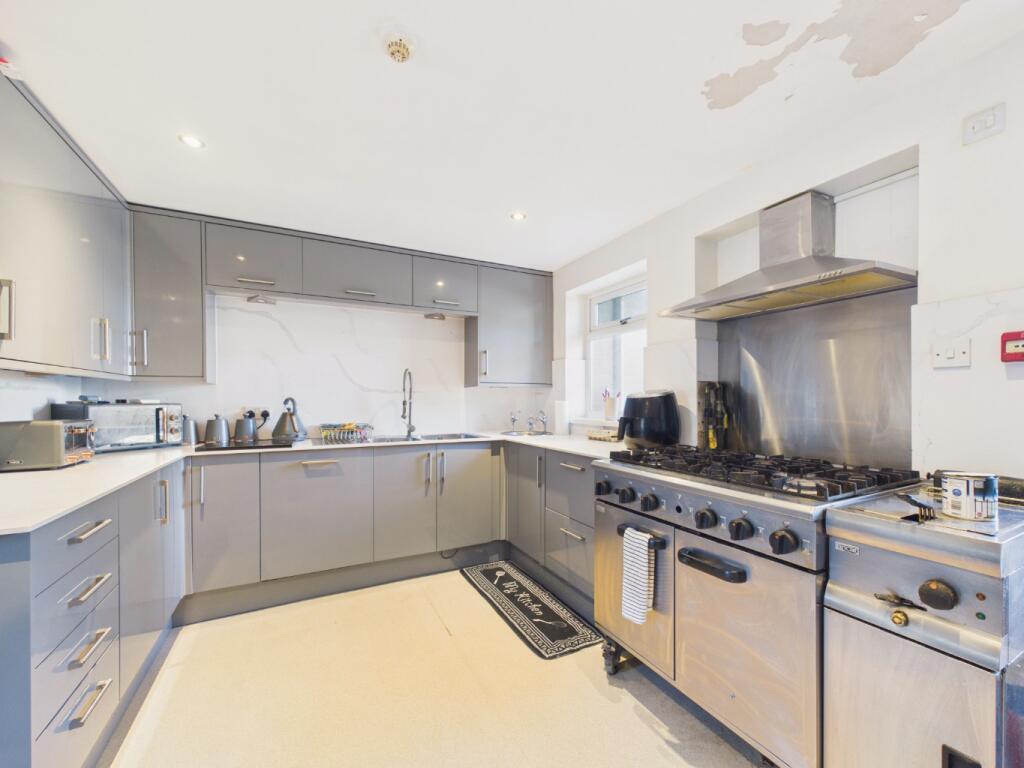 House in Withernsea, Owthorne - View 5