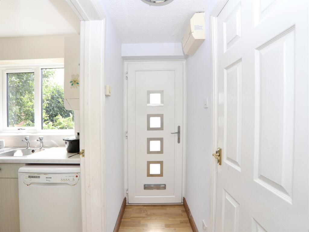 House in Cardiff, Llanharry - More