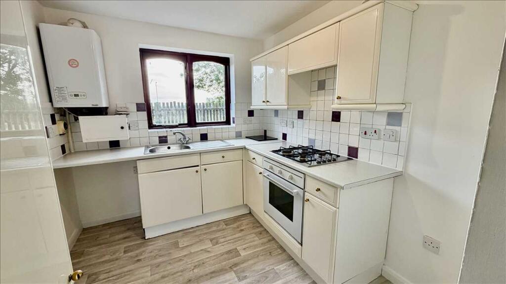Apartment in Olney - View 4
