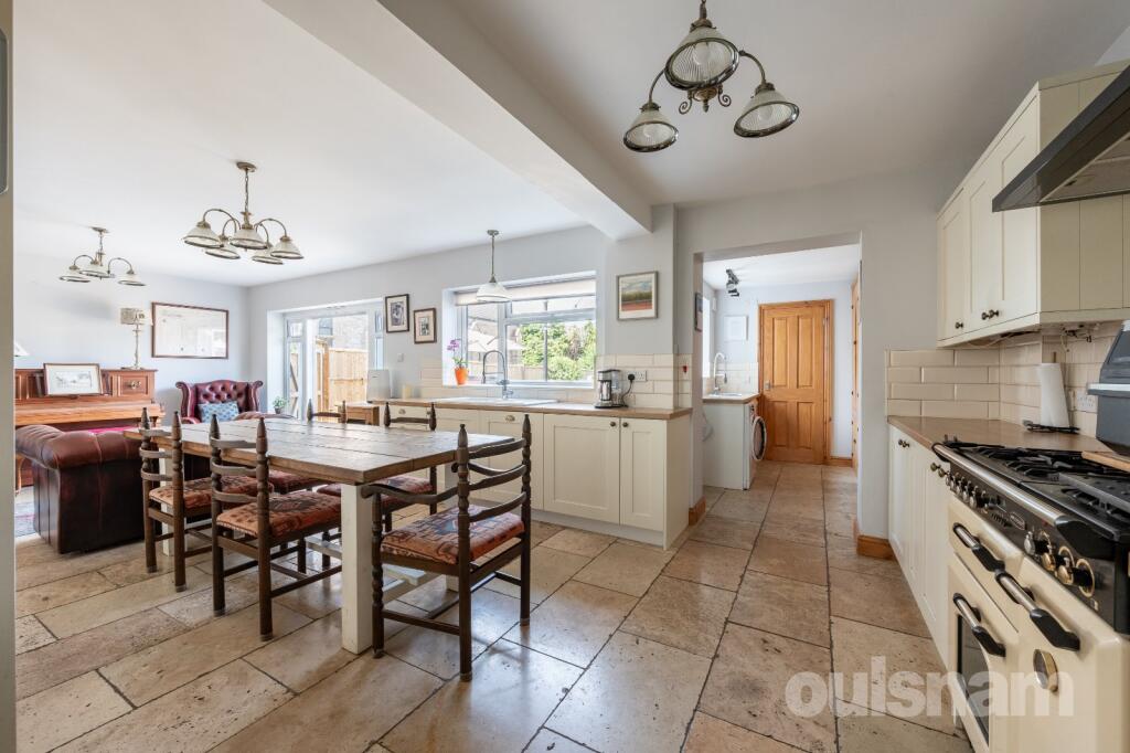 House in Redditch, Dagtail End, Astwood Bank - More