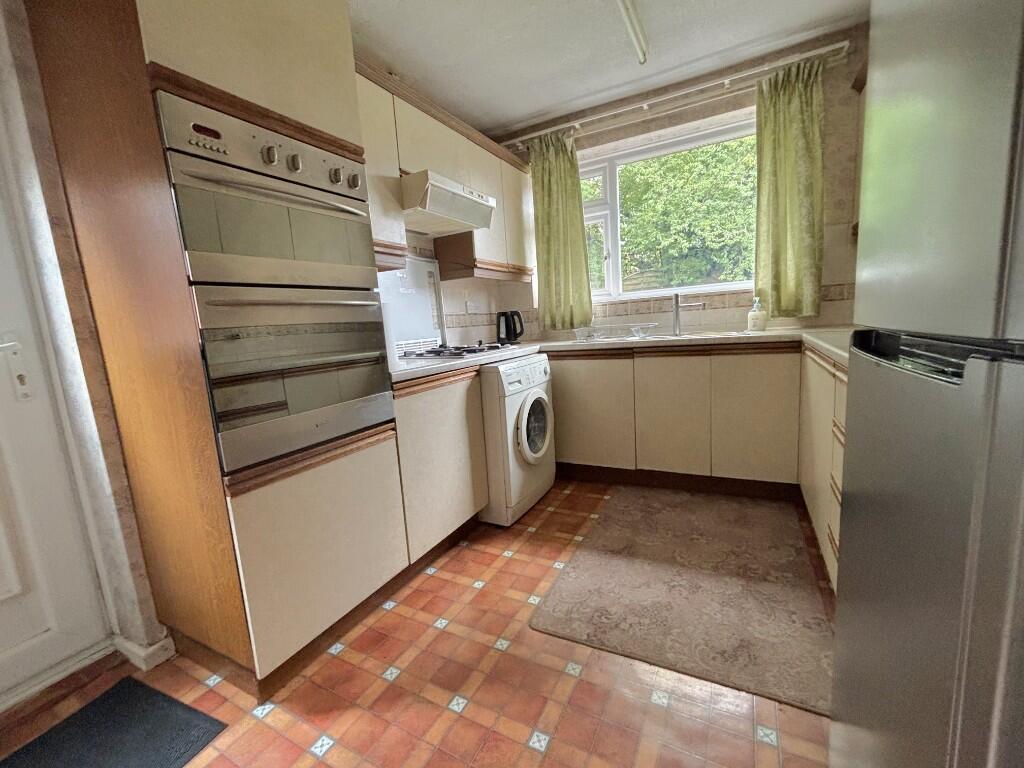 Crantock Drive, Cheadle, Greater Manchester, SK8 photo 5