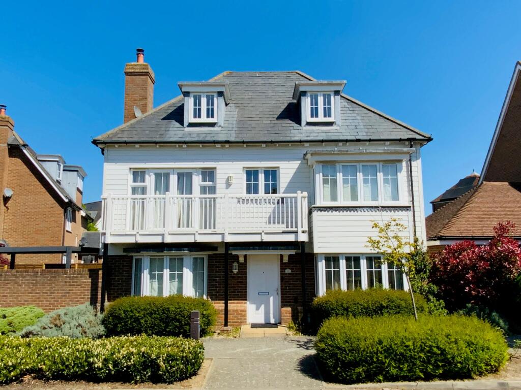 Main image of property: Holly Way, Kings Hill, ME19