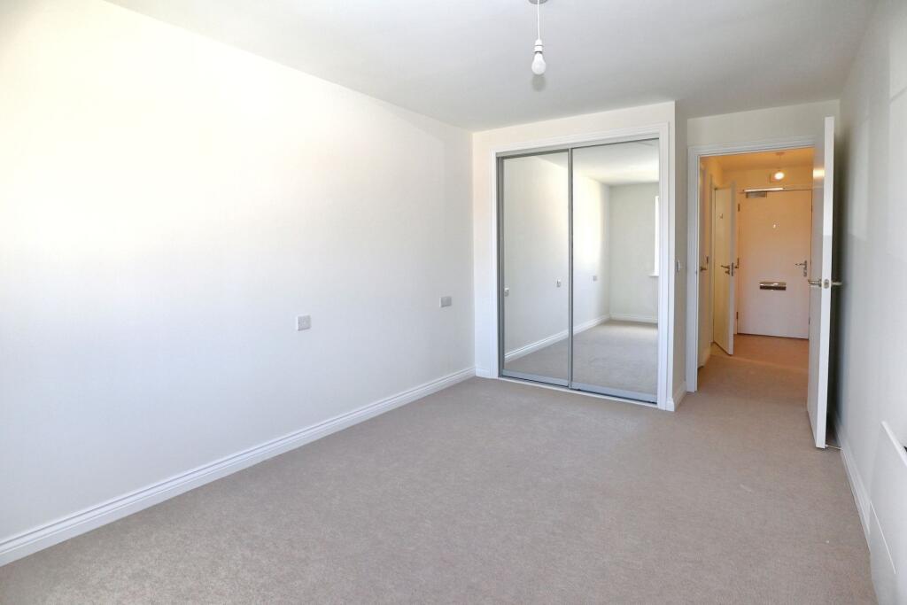Apartment in Brackley, Carpenter's Place, Radstone Fields - More