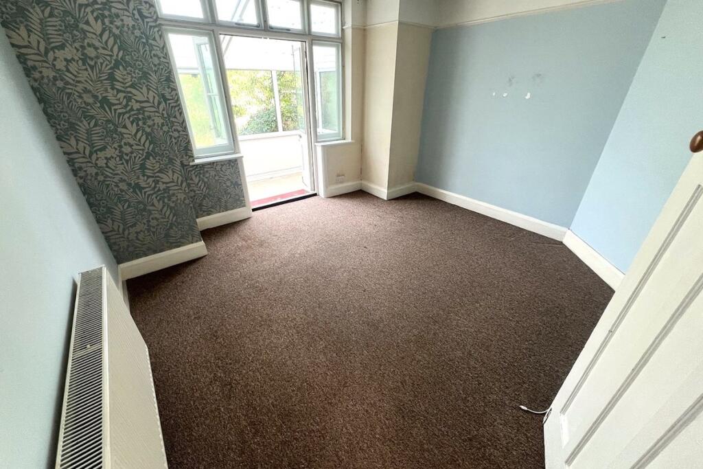 Main image of property: Cosham Park Avenue, Cosham, Portsmouth, Hampshire, PO6 3BG