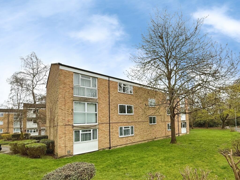 Main image of property: Lydbury, Bracknell, Berkshire