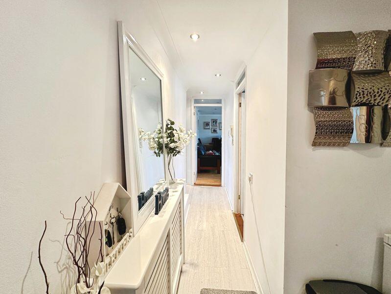Apartment in Colchester - View 4