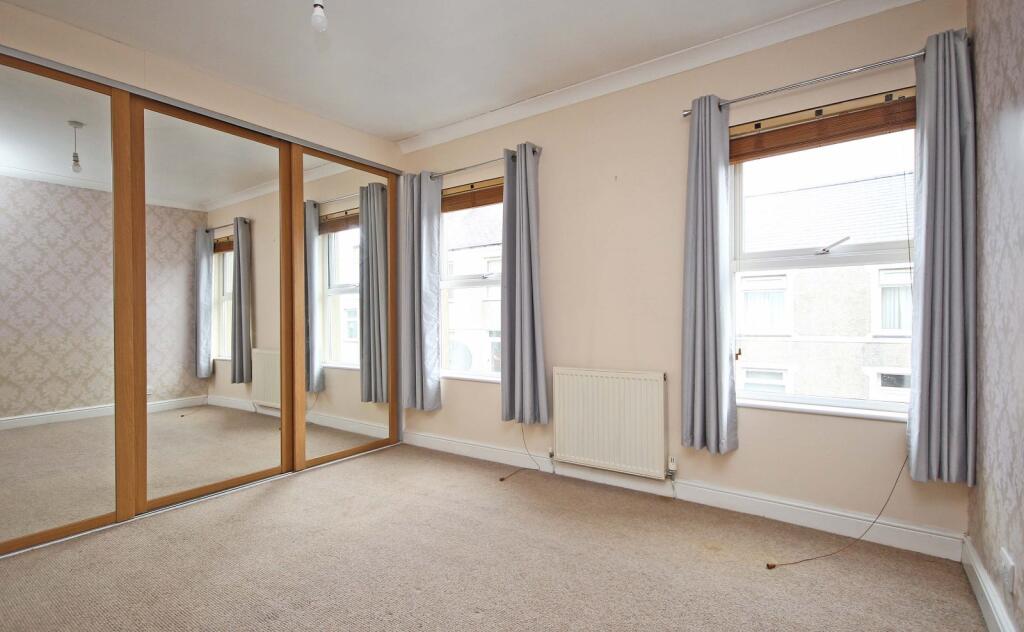 Eleanor Street, Caernarfon, Gwynedd, LL55 photo 4