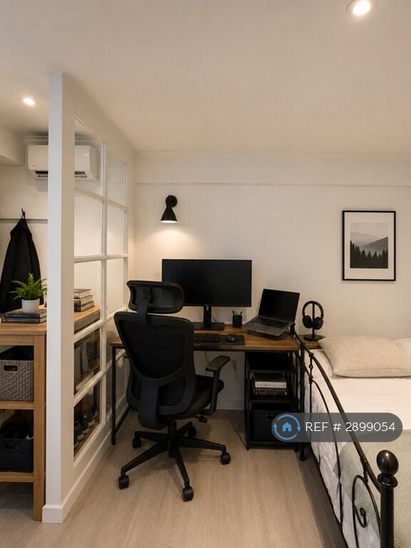Studio flat for rent