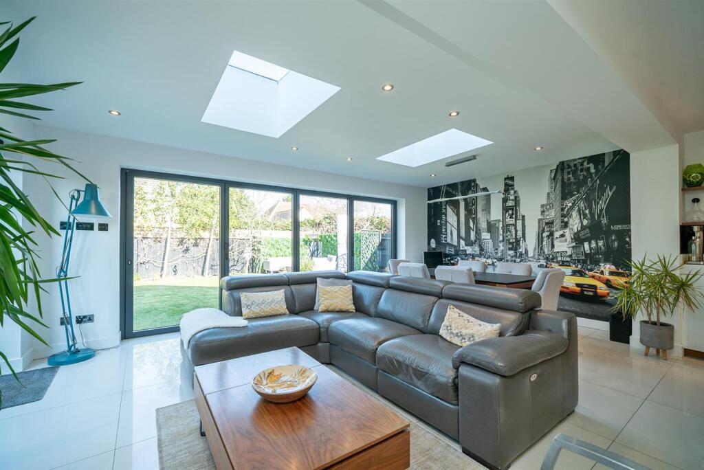 Additional image 11 of Princess Diana Drive, St. Albans