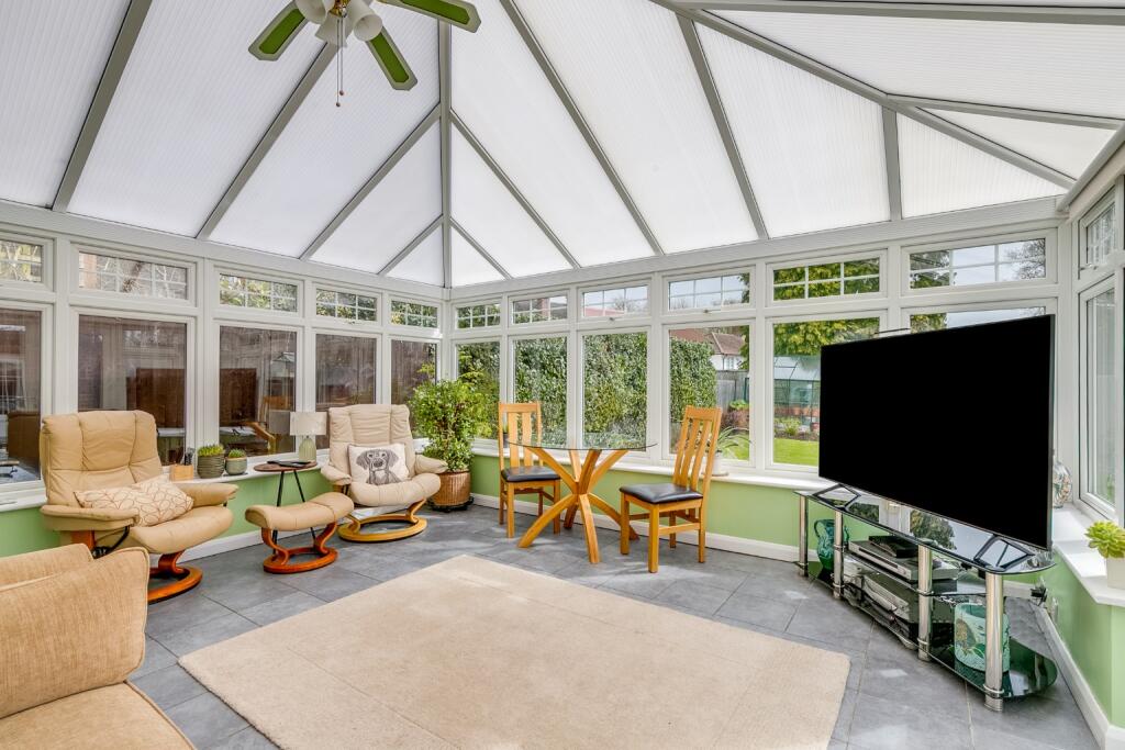 Additional image 4 of High Oaks Road, Welwyn Garden City, Hertfordshire, AL8