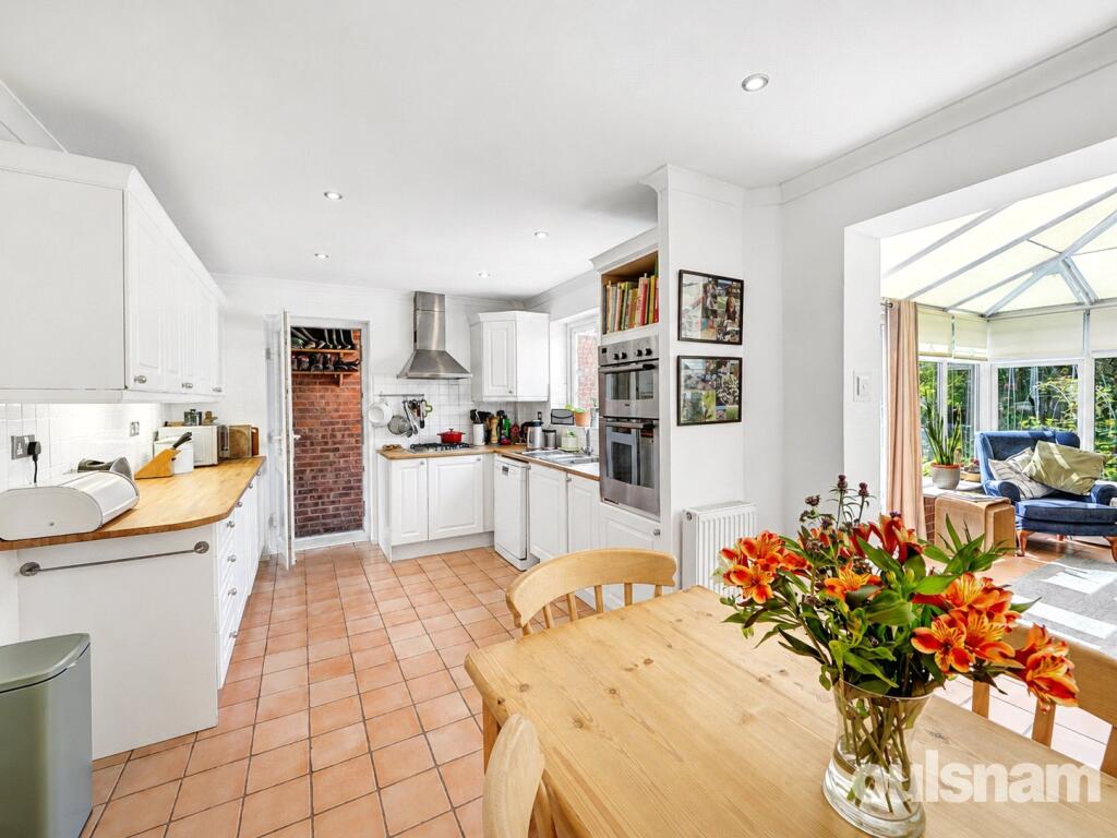 House in Worcester - View 3