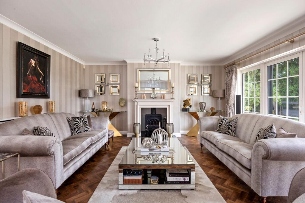 House in Haywards Heath, Wivelsfield - View 4
