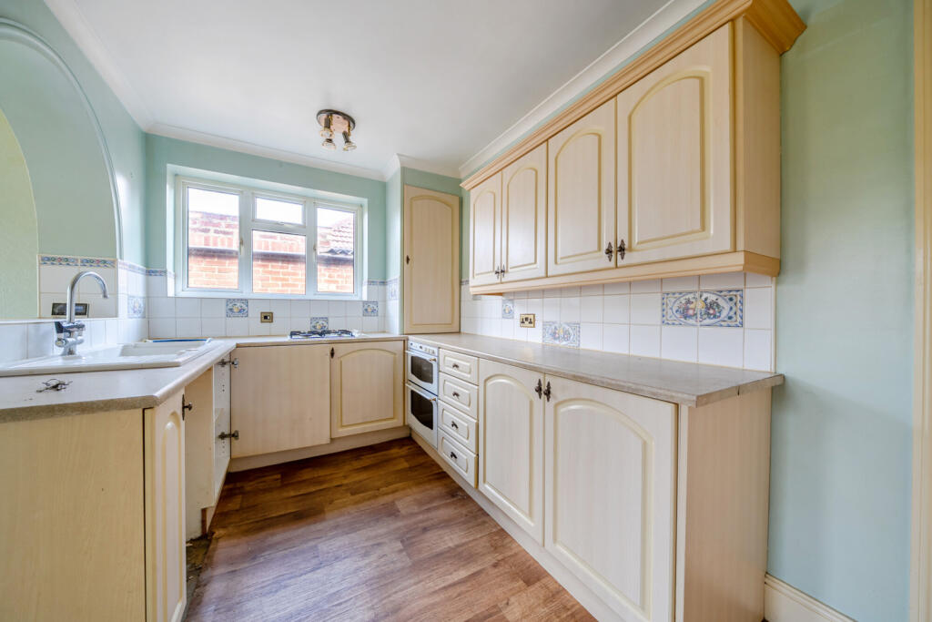House in Dartford - View 4