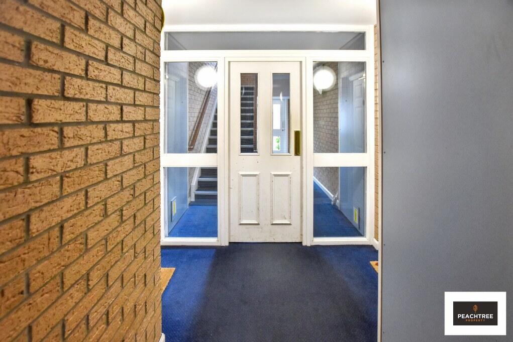 Torridon Drive, Renfrew photo 3