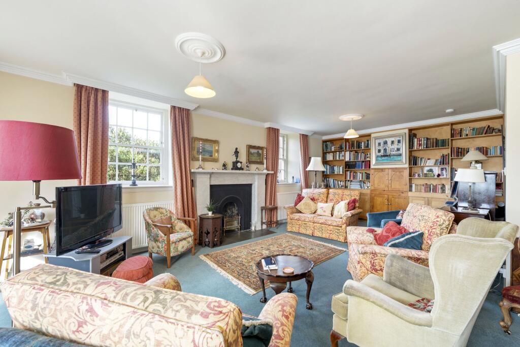 House in Kirkcaldy - More