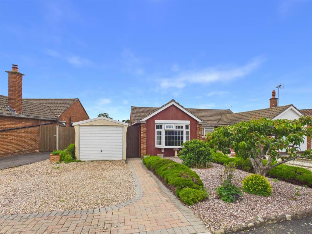 Main image of property: Kaybourne Crescent, Churchdown, Gloucester