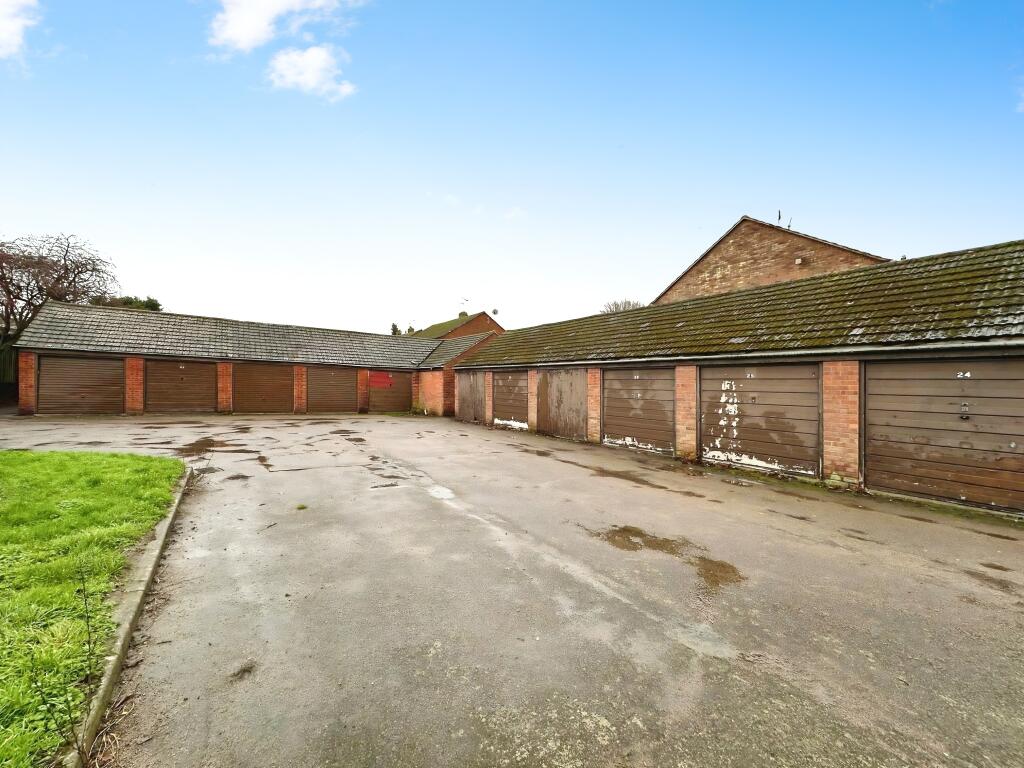 Main image of property: Garages, Handley's Close, Ryton on Dunsmore, Coventry, Warwickshire CV8 3FG