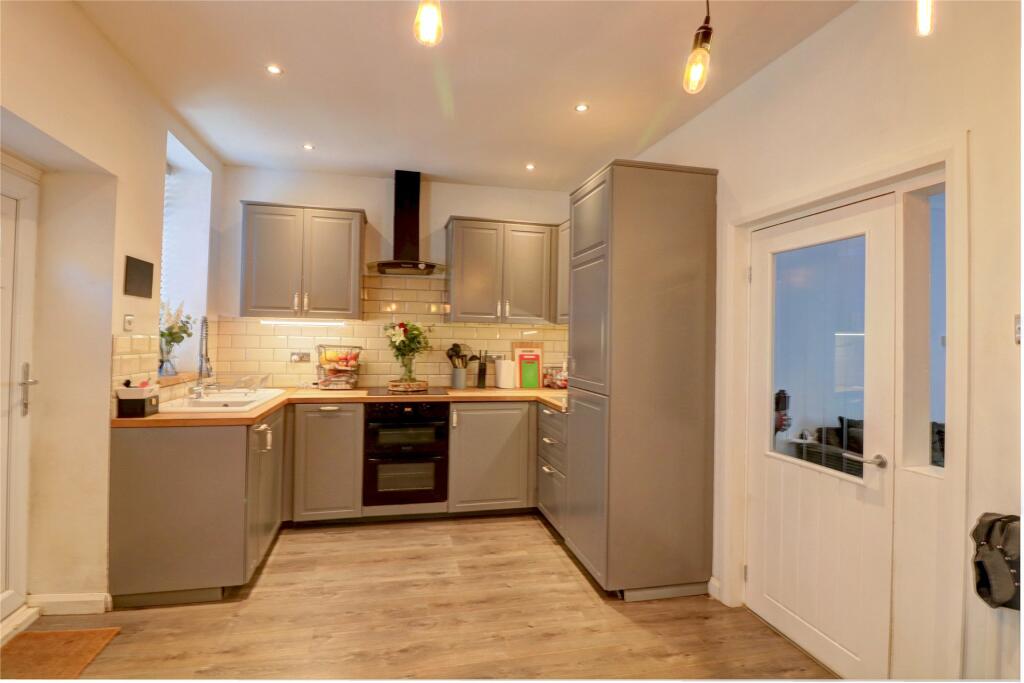 Roseberry Terrace, Consett, County Durham, DH8 photo 3