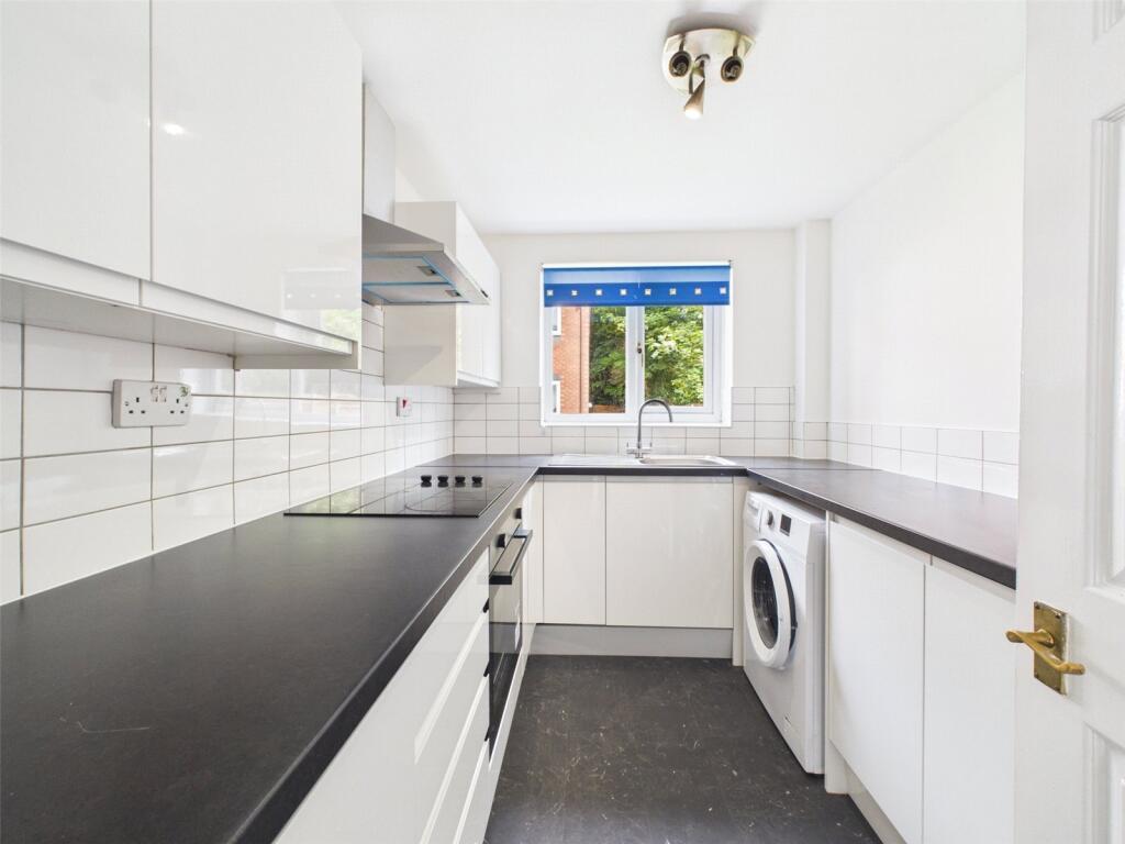Apartment in Manchester - View 4