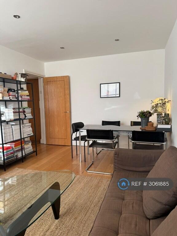 Apartment in London - View 4