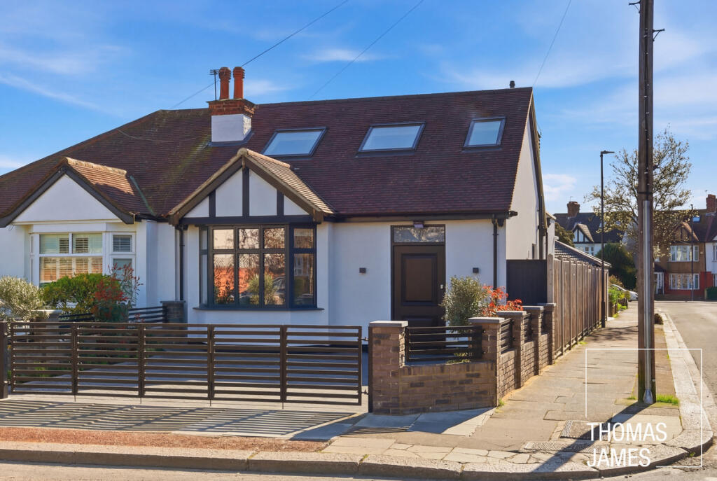 Main image of property: Ash Grove, London, EN1