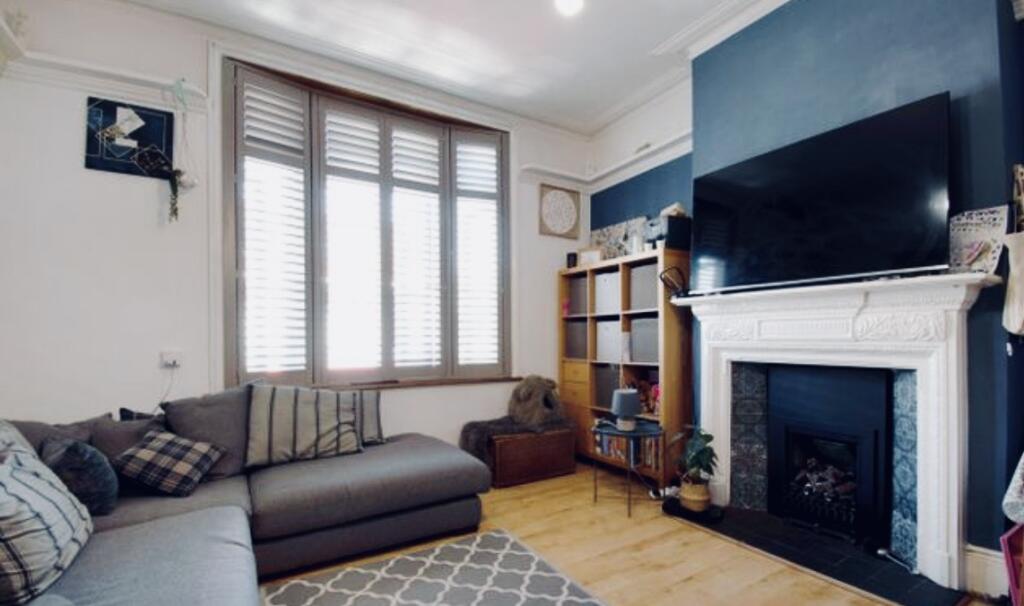 Apartment in Bromley, Bromley Park, Plaistow - View 5
