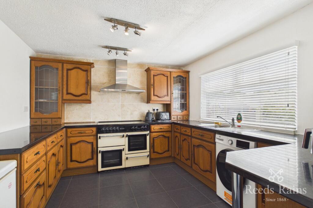 House in St Helens, Liverpool City Region - More
