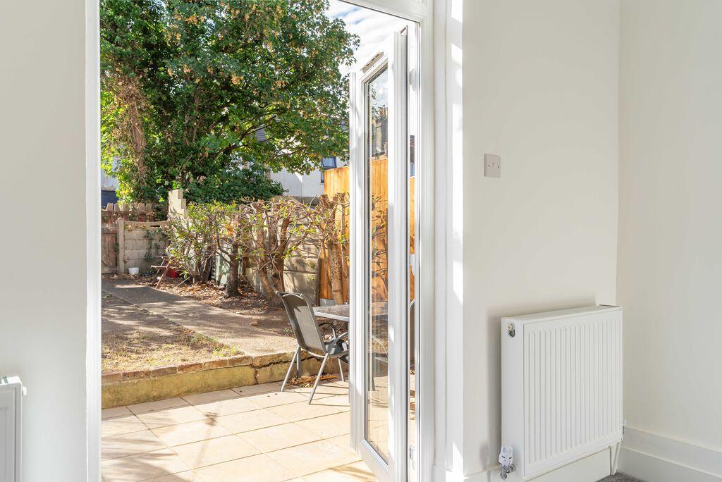 House in London, Broad Green - View 4
